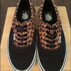 Leopard vans women’s 11 men’s 9.5